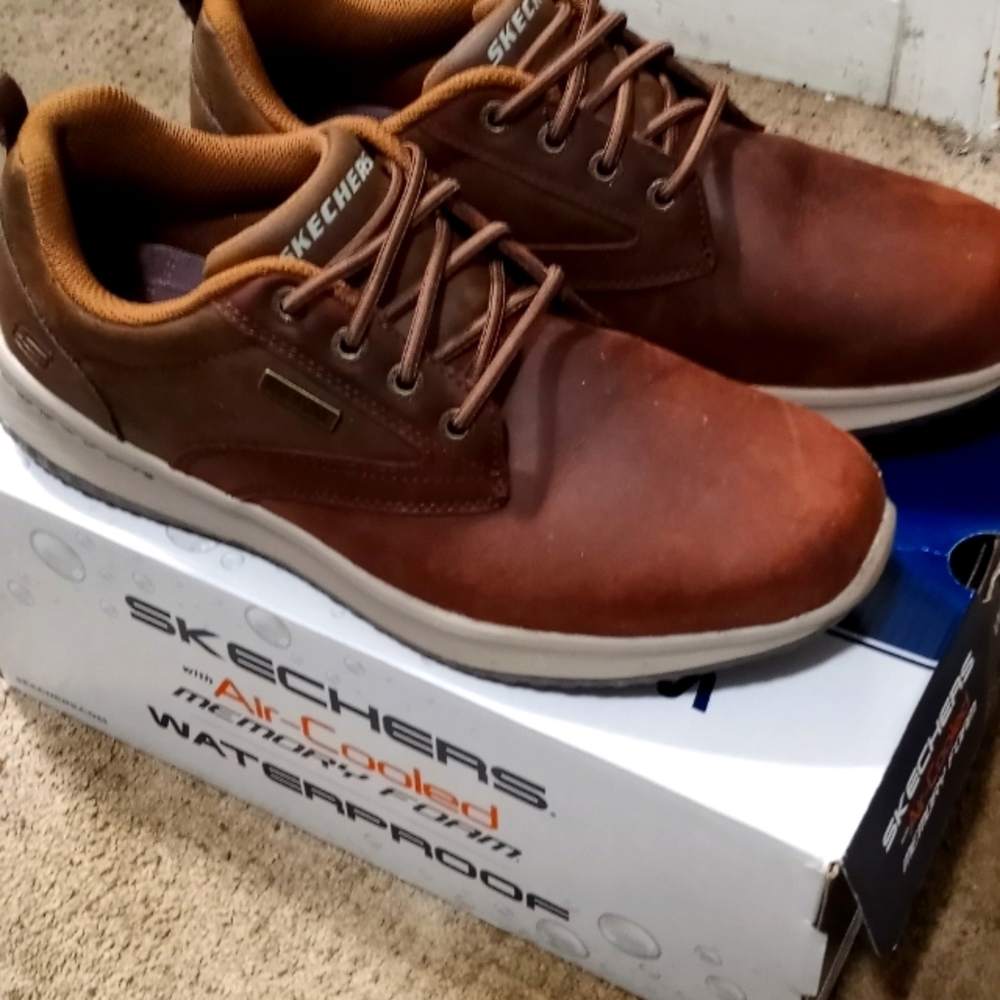 Sketchers memory foam slides